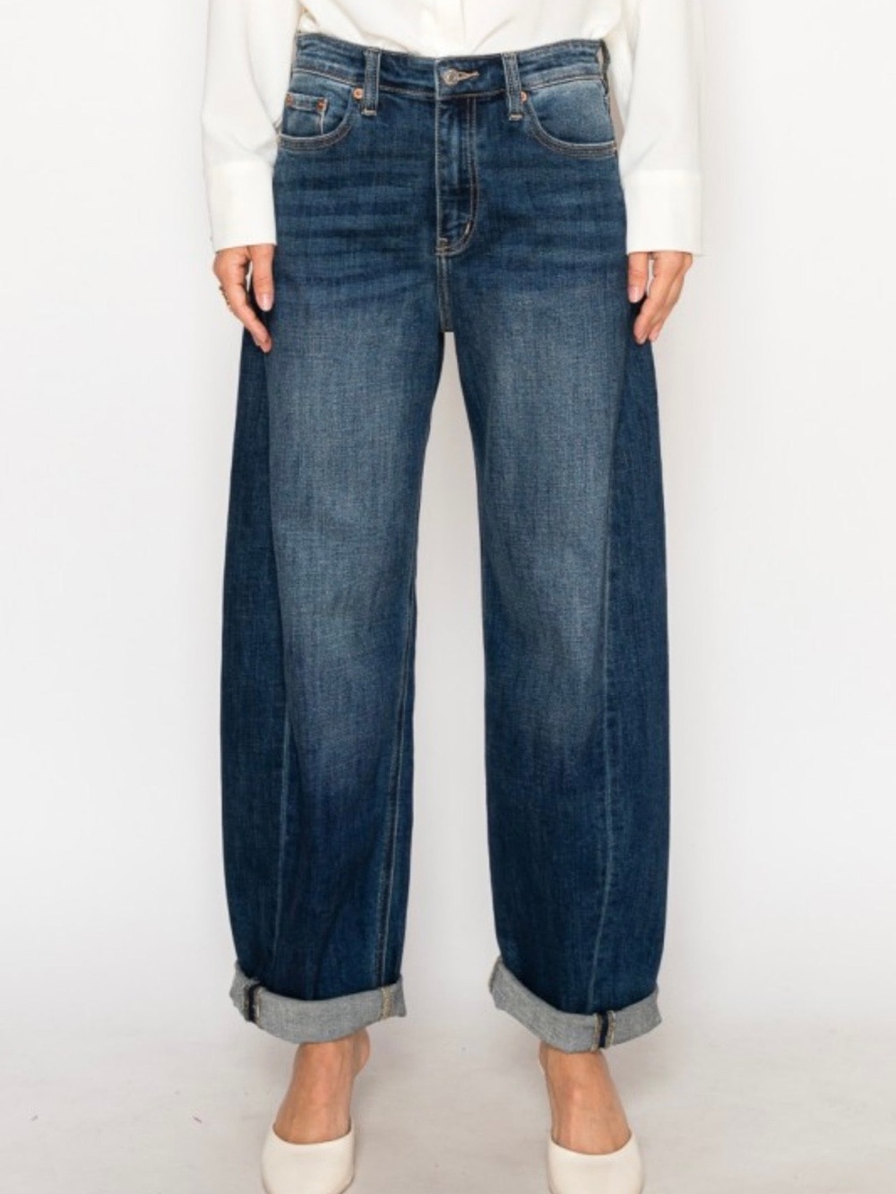 The Signature Barrel Jeans